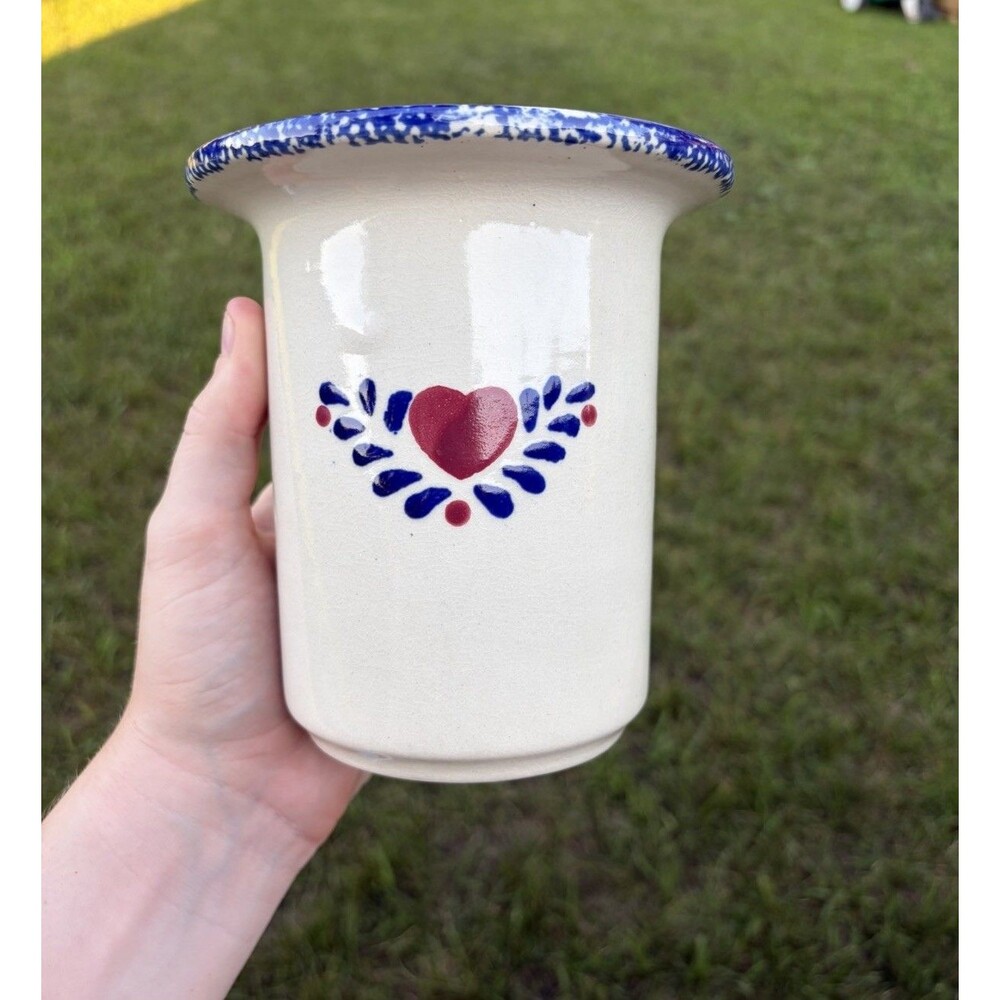 Ceramic Pottery Jar White Blue Sponge Rim Red Heart Glossy Cylinder China